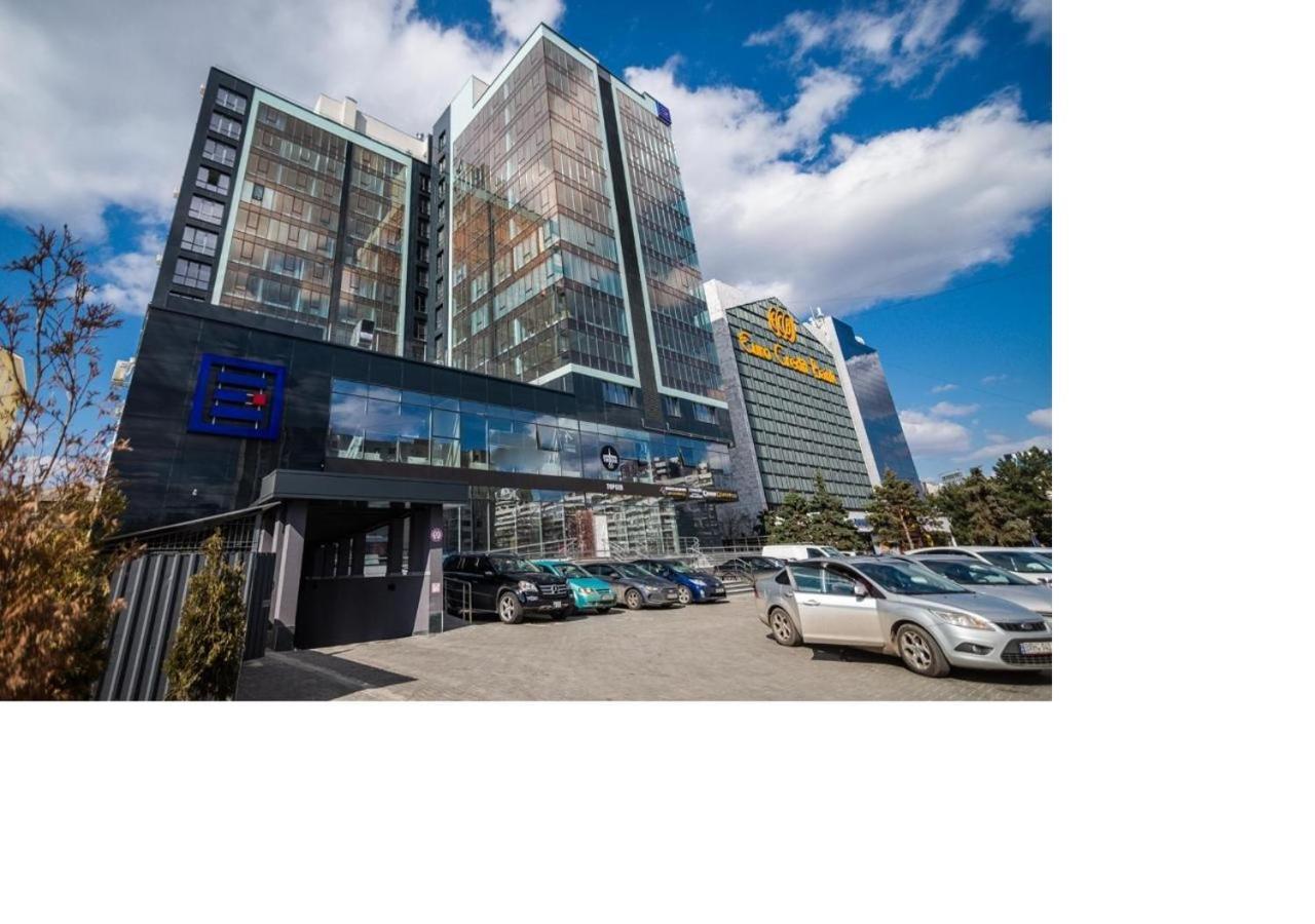 Glass New Apartments Ultracentral Chisinau Luaran gambar