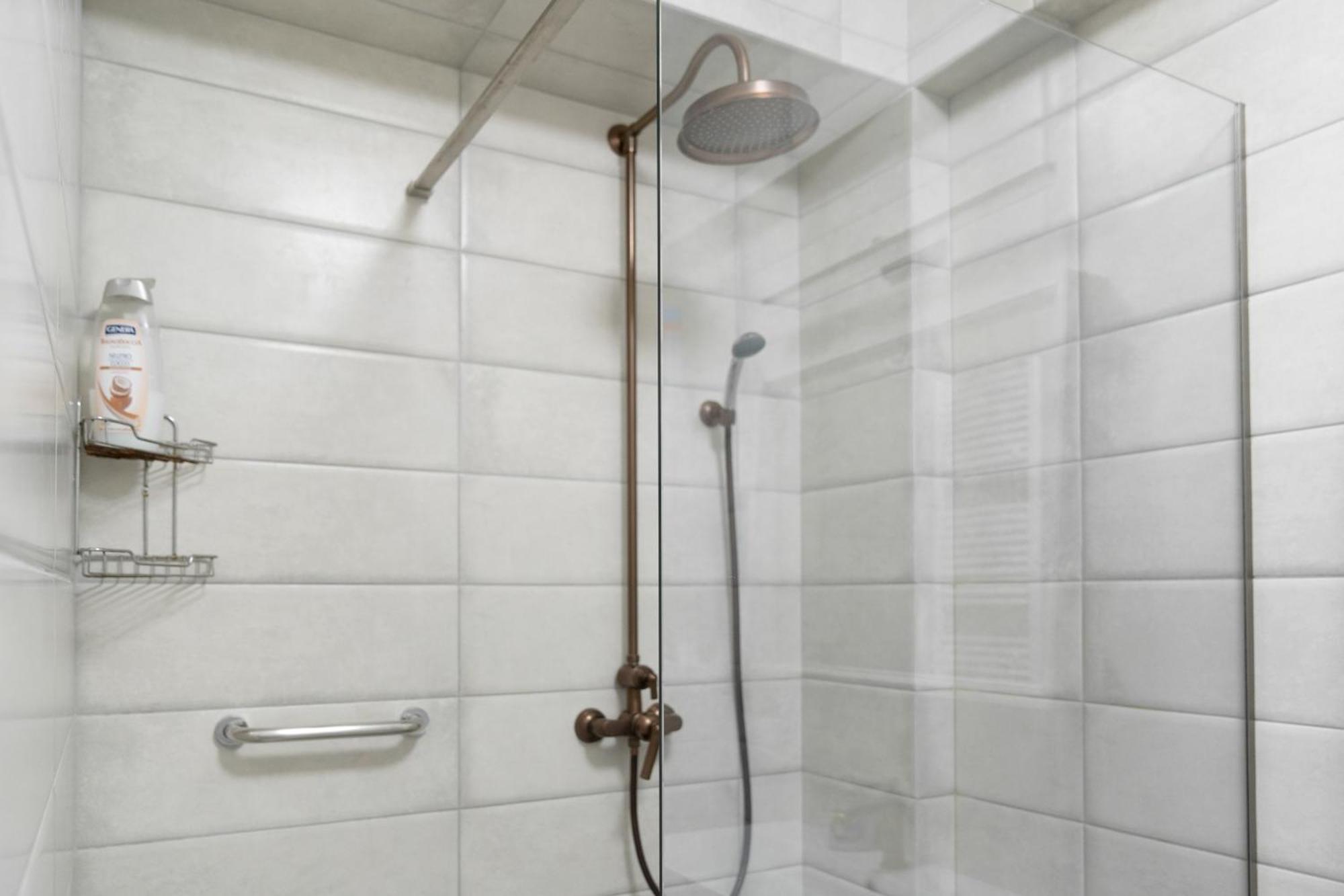 Glass New Apartments Ultracentral Chisinau Luaran gambar