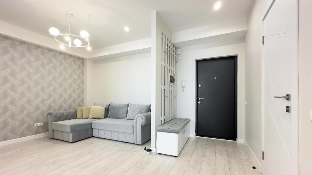 Glass New Apartments Ultracentral Chisinau Luaran gambar